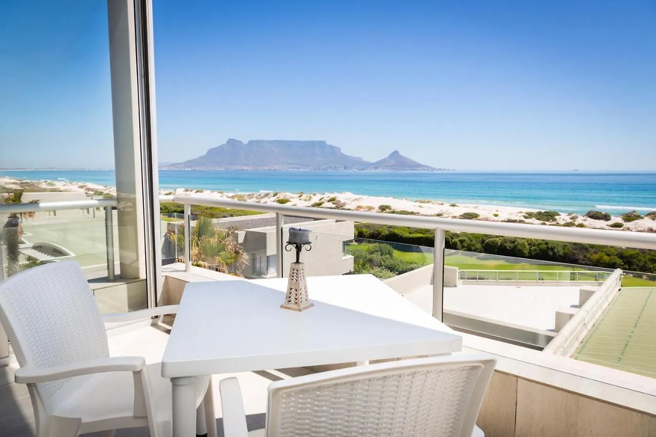 Luxury Private Beachfront 2 Bedroom Dolphin Apartment, Blouberg, Cape Town Bloubergstrand