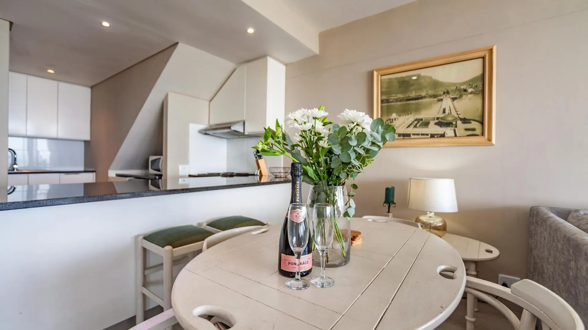 Luxury Private Beachfront 2 Bedroom Dolphin Apartment, Blouberg, Cape Town Bloubergstrand South Africa